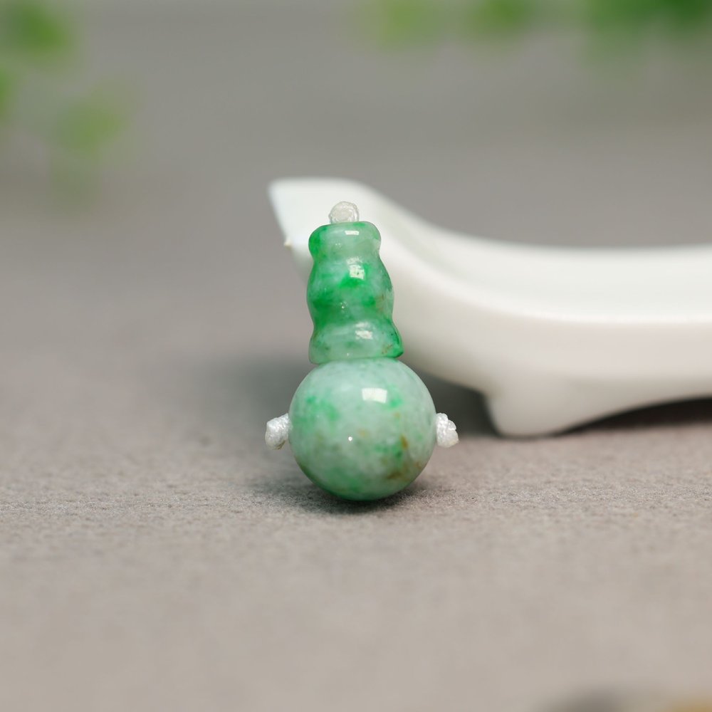 天然A货翡翠素面珠子三通佛头