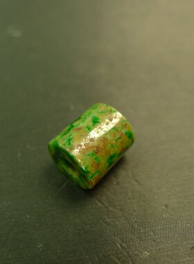 #F959黄加绿天然A货翡翠桶管管珠吊坠 圆柱形路路通