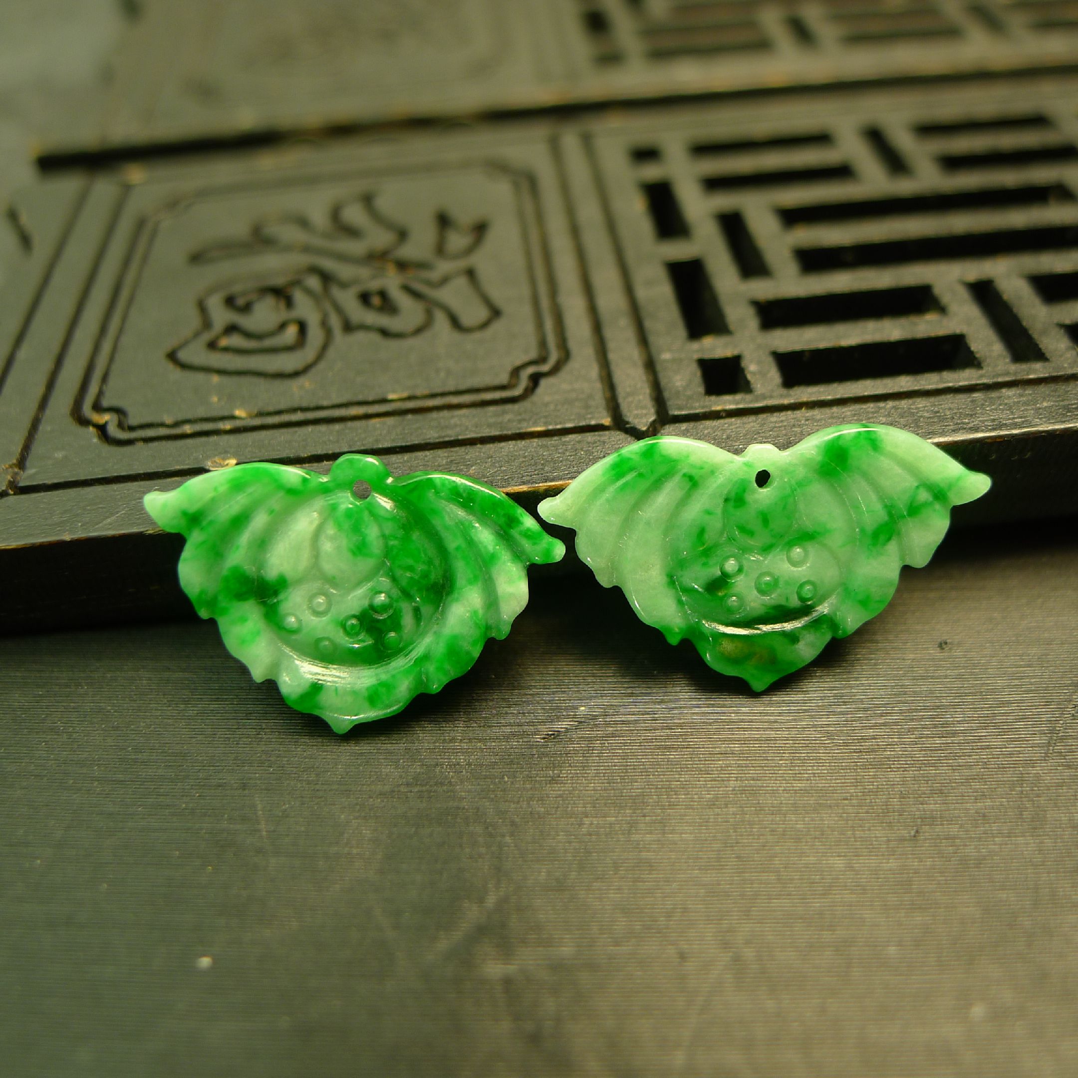 缅甸天然A货翡翠莲蓬花朵