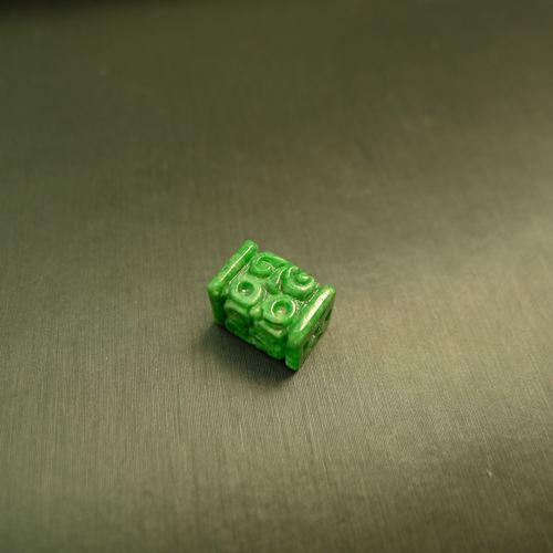 天然A货翡翠雕花路路通方形桶珠