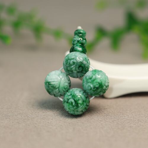翡翠团寿龙纹雕花珠子三通佛头