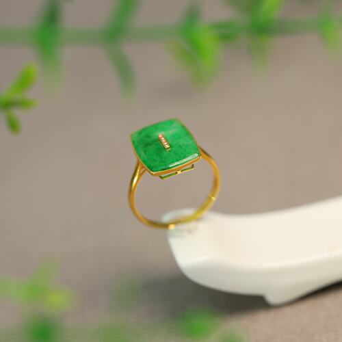 天然A货翡翠方块糖福贝戒指