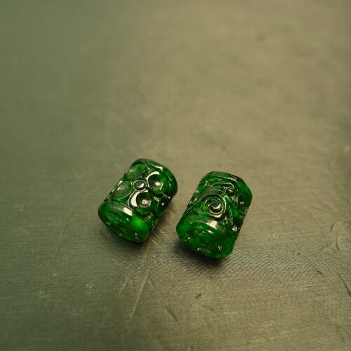 翡翠圆柱形雕花路路通桶珠