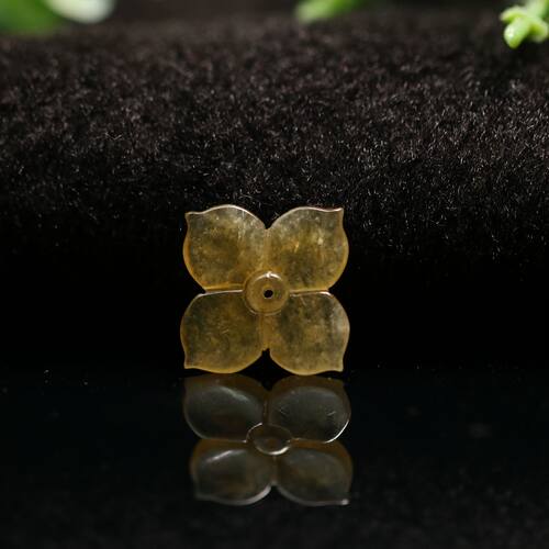 老坑冰种满色天然A货黄翡四叶草