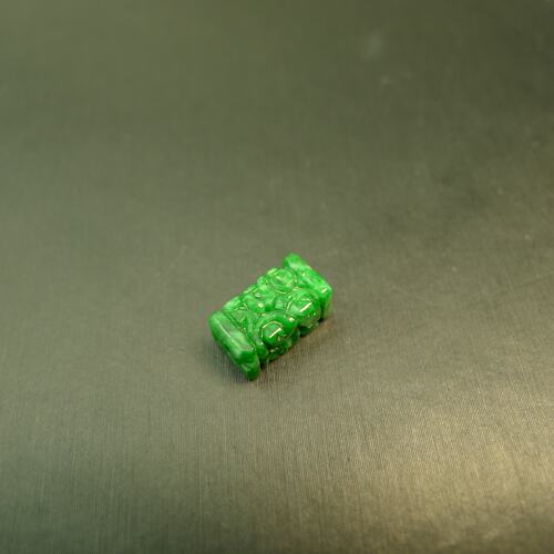辣绿缅甸天然A货翡翠雕花桶珠
