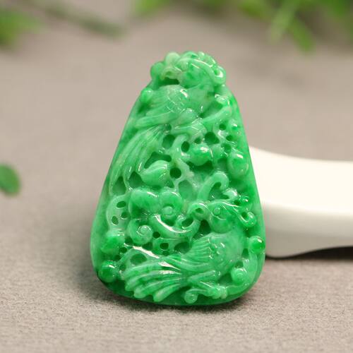天然A货翡翠喜上眉梢牌子吊坠