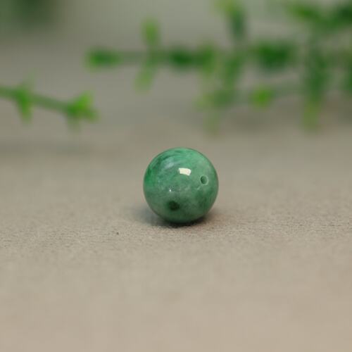 绿色缅甸天然A货翡翠珠子