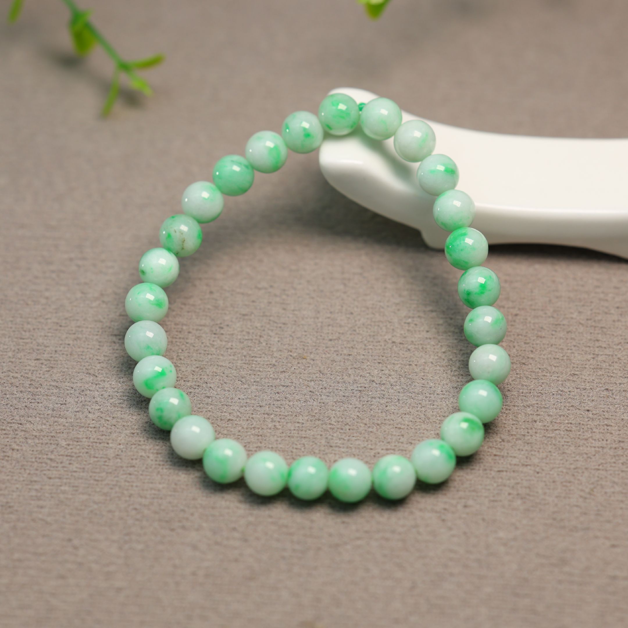 天然A货翡翠素面圆珠子手链
