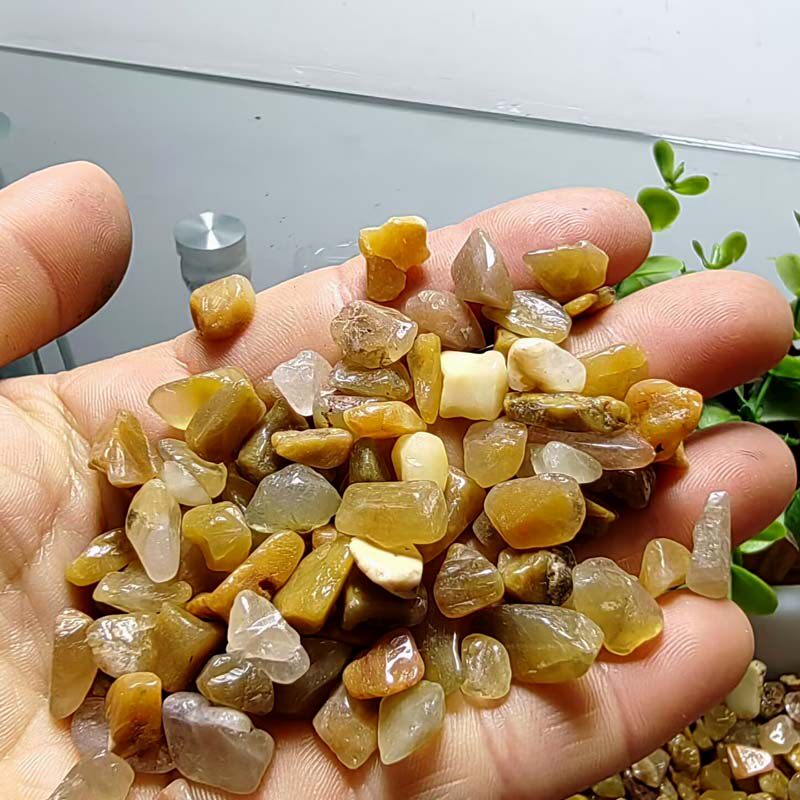 100G 가격 천연 노란 토끼 머리 크리스탈 자갈 장식품 황수정 수조 분재 돌 정원 장식
