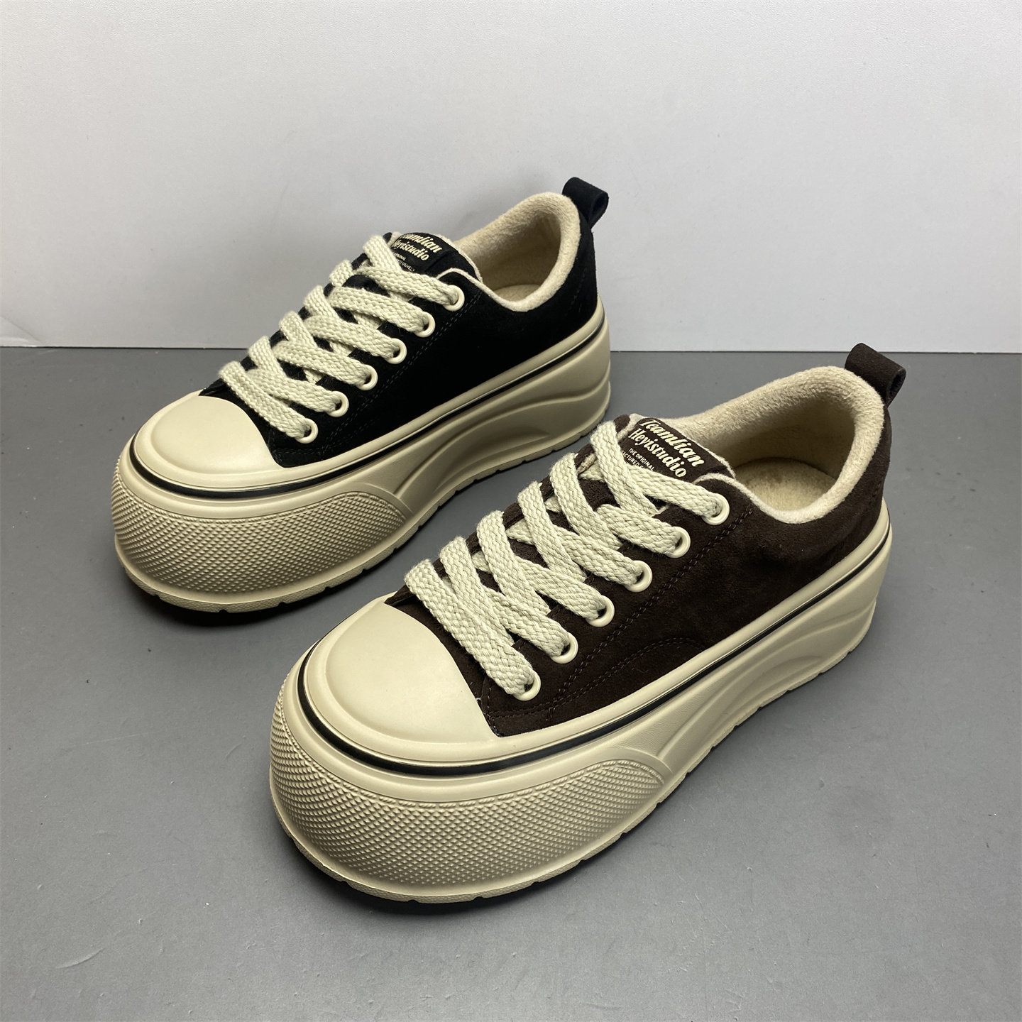 品牌撤柜真皮女鞋2025新款冬季磨砂牛皮系带圆头松糕底加绒休闲鞋,女鞋,时尚休闲鞋,淘宝优惠券,粉丝福利购,淘宝优惠卷