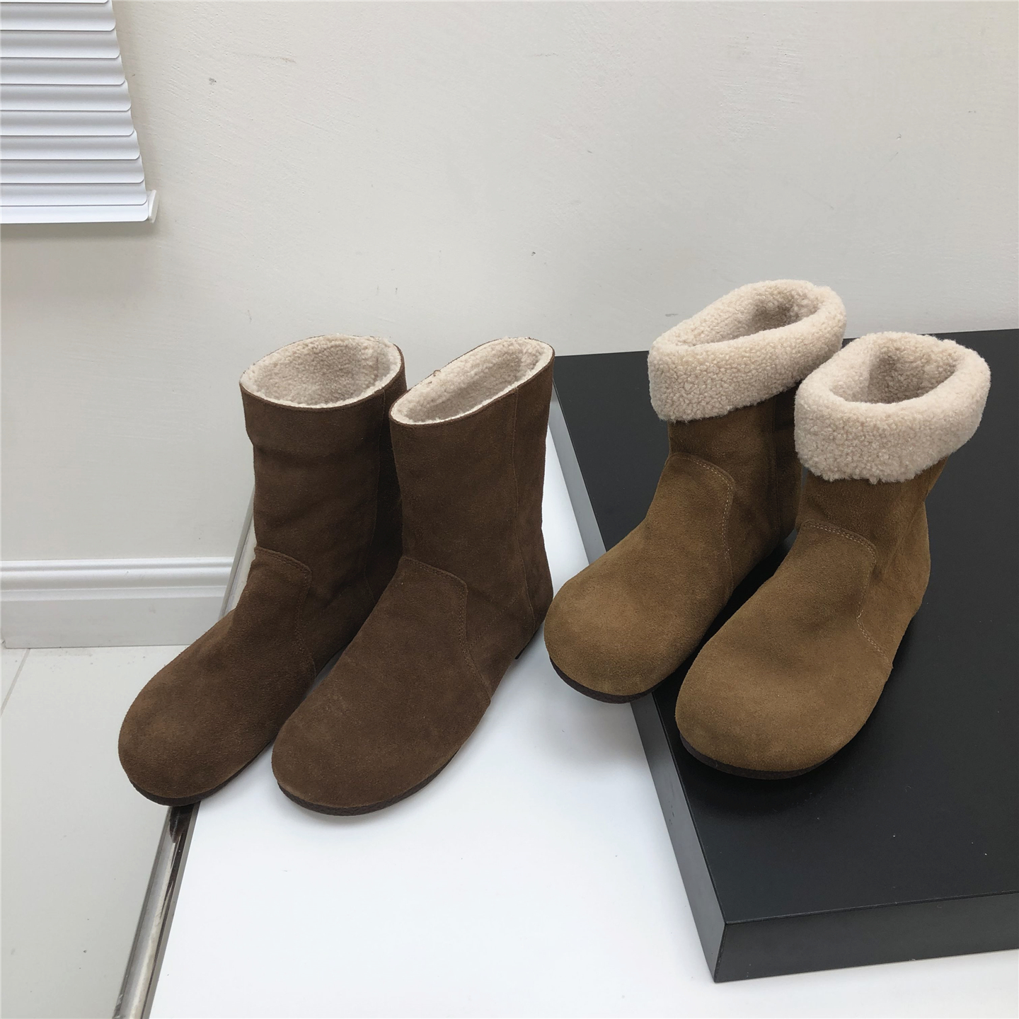 短靴圆头平底加厚雪地靴女