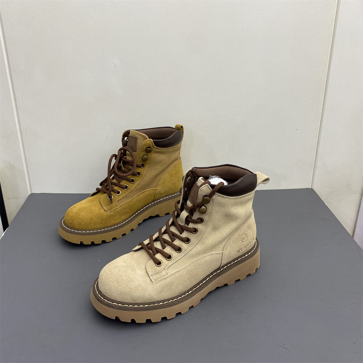 短筒靴低跟绑带复古马丁靴