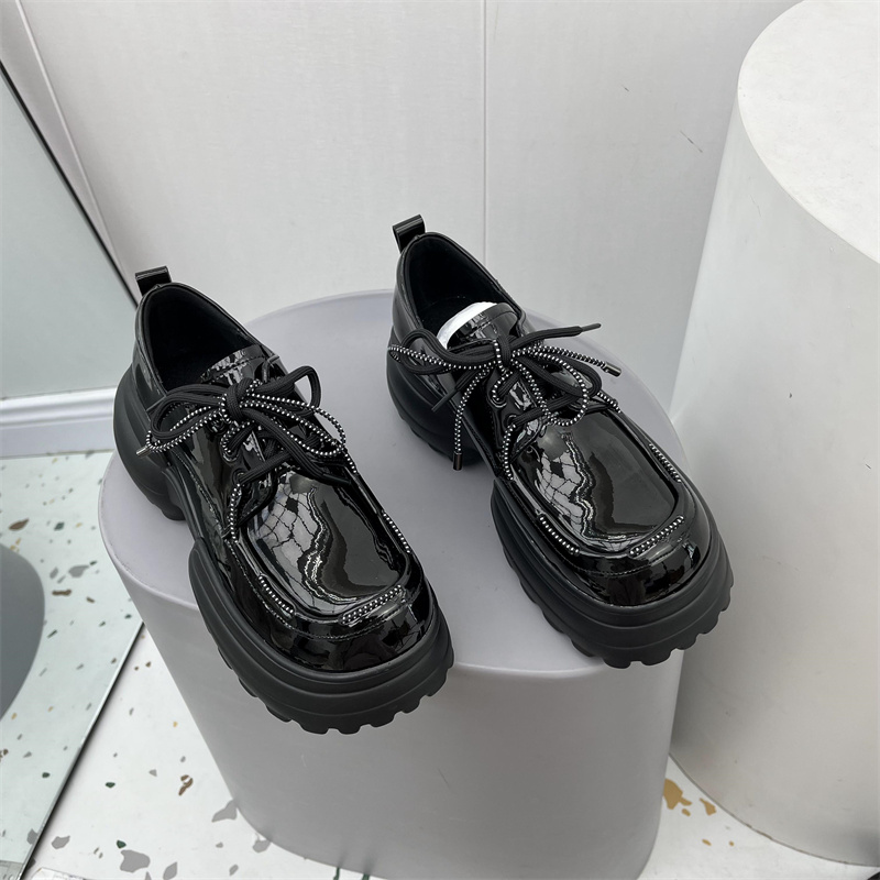 英伦风松糕鞋增高时尚单鞋