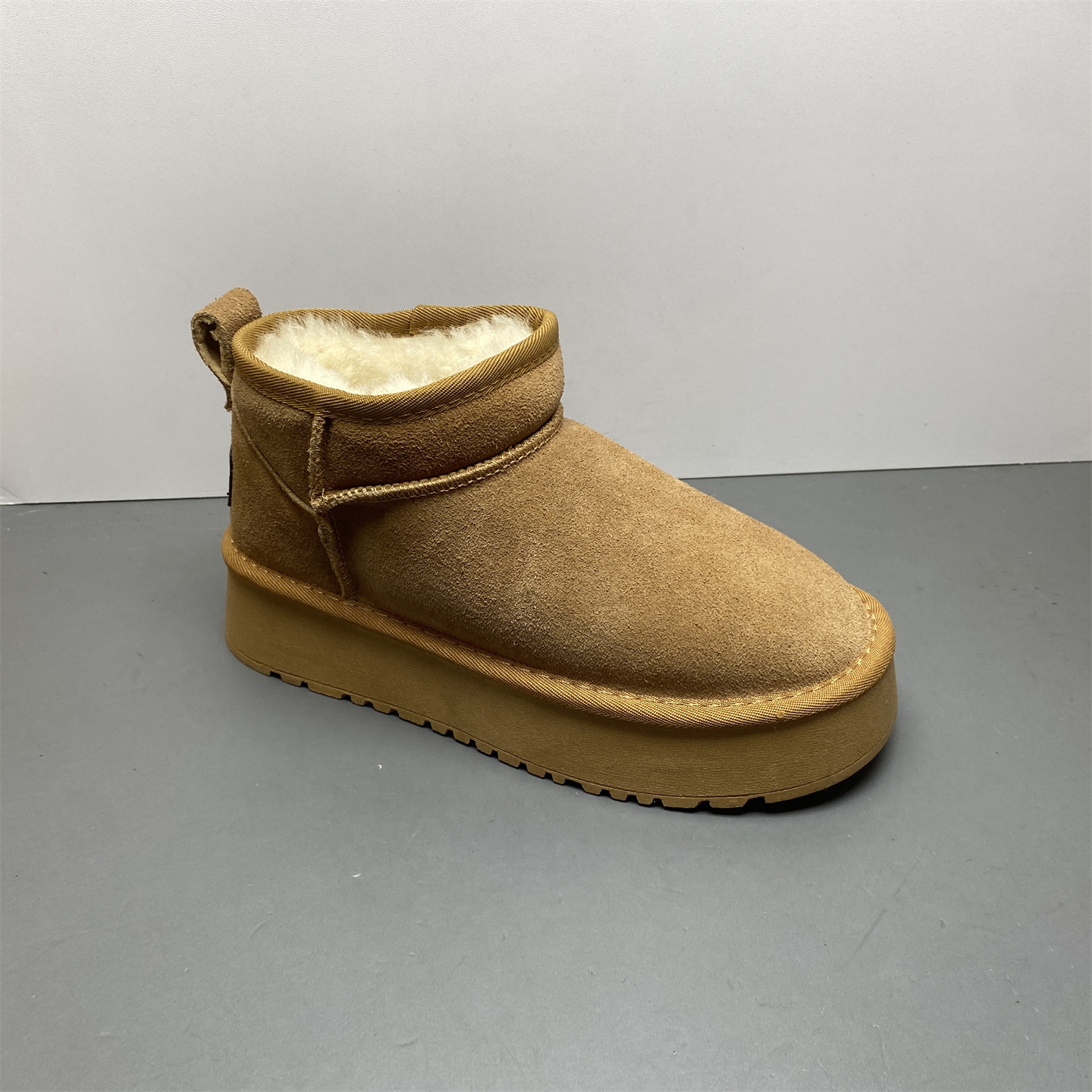 短靴厚底轻便保暖雪地靴女