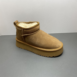 品牌断码真皮靴子女2025新款冬款牛反绒短靴厚底轻便保暖雪地靴女