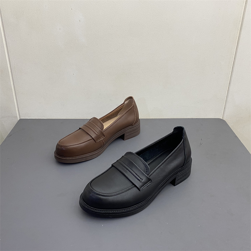 低跟粗跟圆头乐福鞋单鞋女