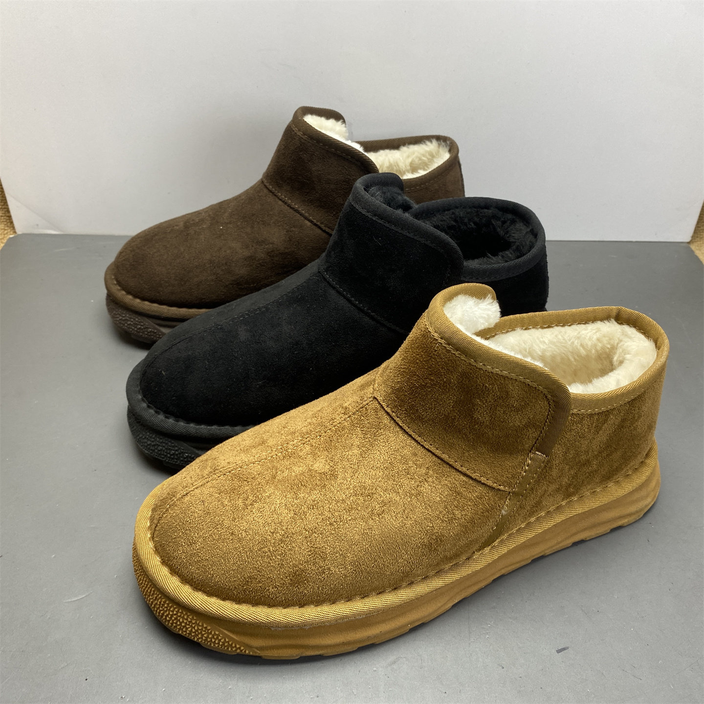 断码男鞋2025年新款男冬款休闲短靴平底圆头加厚保暖时尚雪地靴男,流行男鞋,时尚雪地靴,淘宝优惠券,粉丝福利购,淘宝优惠卷