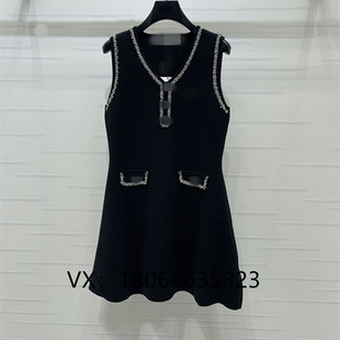 2026春夏新款 显瘦背心连衣裙 V领重工订钻气质优雅修身