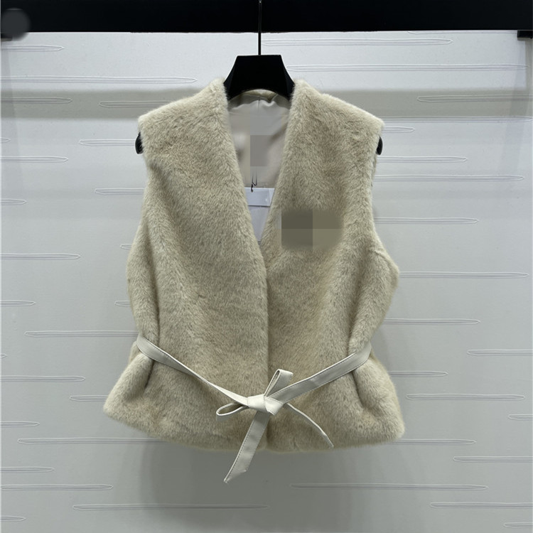 2025秋冬新款V领腰带刺绣logo徽标水貂毛背心马甲