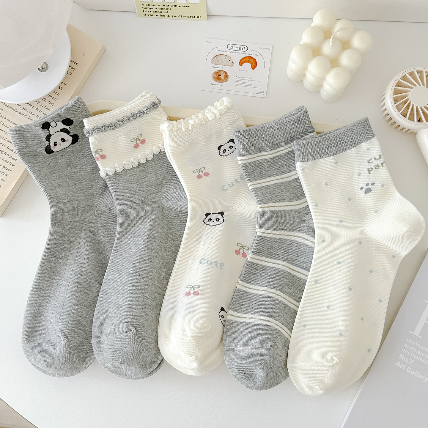 春秋灰色卡通中筒袜可爱熊猫甜美