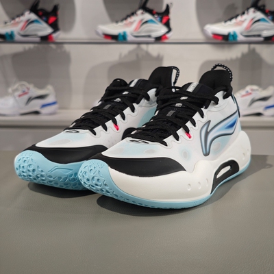 李宁男子回弹低帮反光篮球鞋