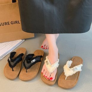 女外穿沙滩鞋 夏季 新款 平底软拖百搭 夹脚凉拖鞋 仙女法式 人字拖