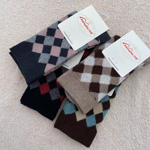 梦娜25新款纯棉加厚高筒女袜时尚菱纹格袜子保暖保暖外穿特色