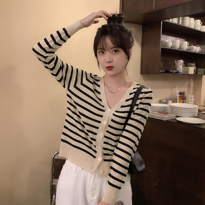 【赠运费险】条纹长袖针织开衫女春秋季修身显瘦百搭短款外套夏装