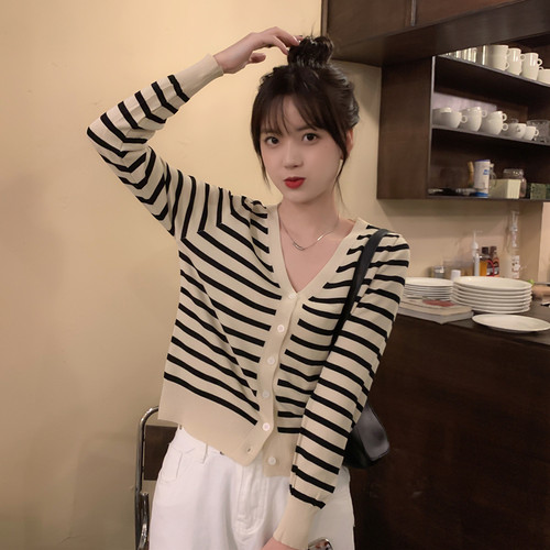 【赠运费险】条纹长袖针织开衫女春秋季修身显瘦百搭短款外套夏装