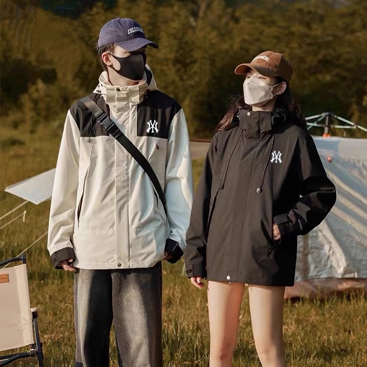 奥特莱斯冲锋衣男女秋冬户外运动登山服防风防水三合一夹克外套