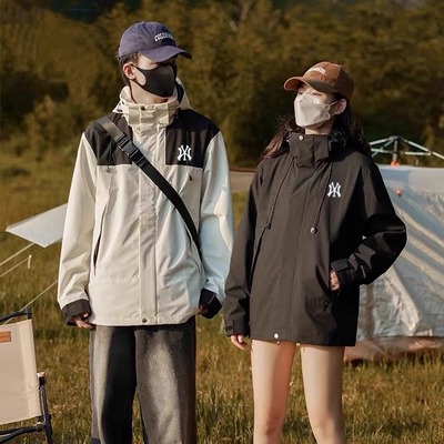 奥特莱斯冲锋衣男女秋冬户外运动登山服防风防水三合一夹克外套