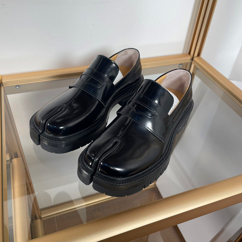 thumbnail for Leather thick-soled tibi split-toed loafers women's flat small leather shoes pig's trotters horse sheep's hooves British style thick-heeled single shoes st