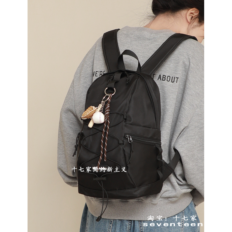 十七家轻量运动风小背包女2025春新款纯色防水徒步登山轻便双肩包