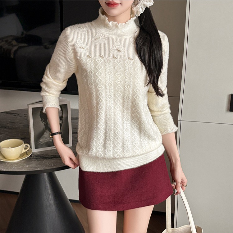 2025秋冬新款甜美珍珠蕾丝工艺针织衫女时尚设计感长袖毛衣打底衫