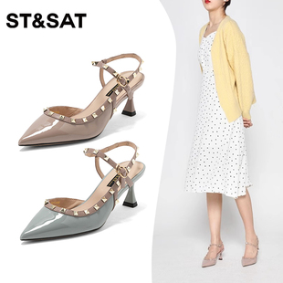 St&Sat 女SS21114090 星期六夏季 牛漆皮铆钉一字扣细高跟包头凉鞋
