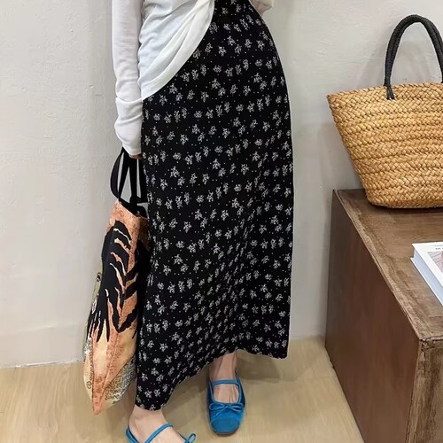 高腰黑色小碎花半身裙女春秋新款显瘦直筒宽松a字中长裙遮跨长裙