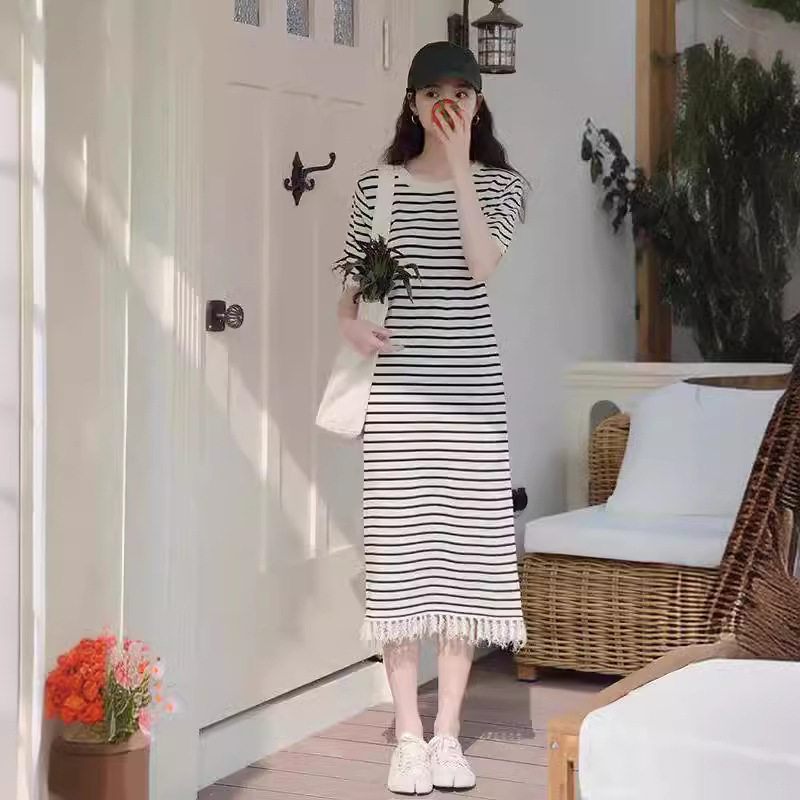 复古黑色条纹连衣裙女夏2025连衣裙