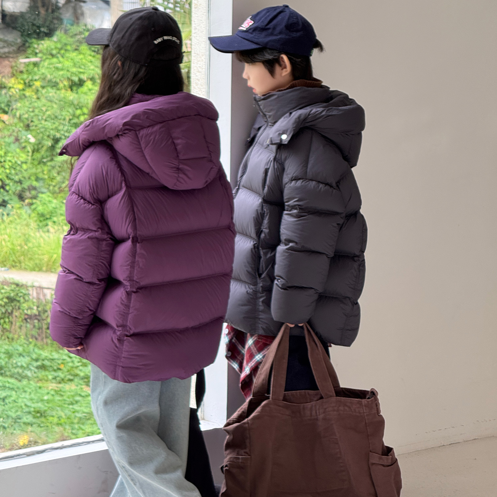 儿童羽绒服2025年冬季新款男童女童中大童加厚连帽白鸭绒泡芙