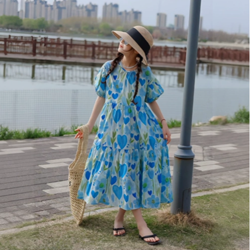 女童蓝色度假连衣裙韩版夏季短袖沙滩裙中大童碎花裙洋气女孩长裙