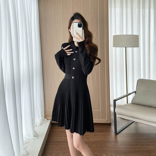 法式针织长袖百褶连衣裙女秋冬季修身小个子香风气质内搭短款裙子