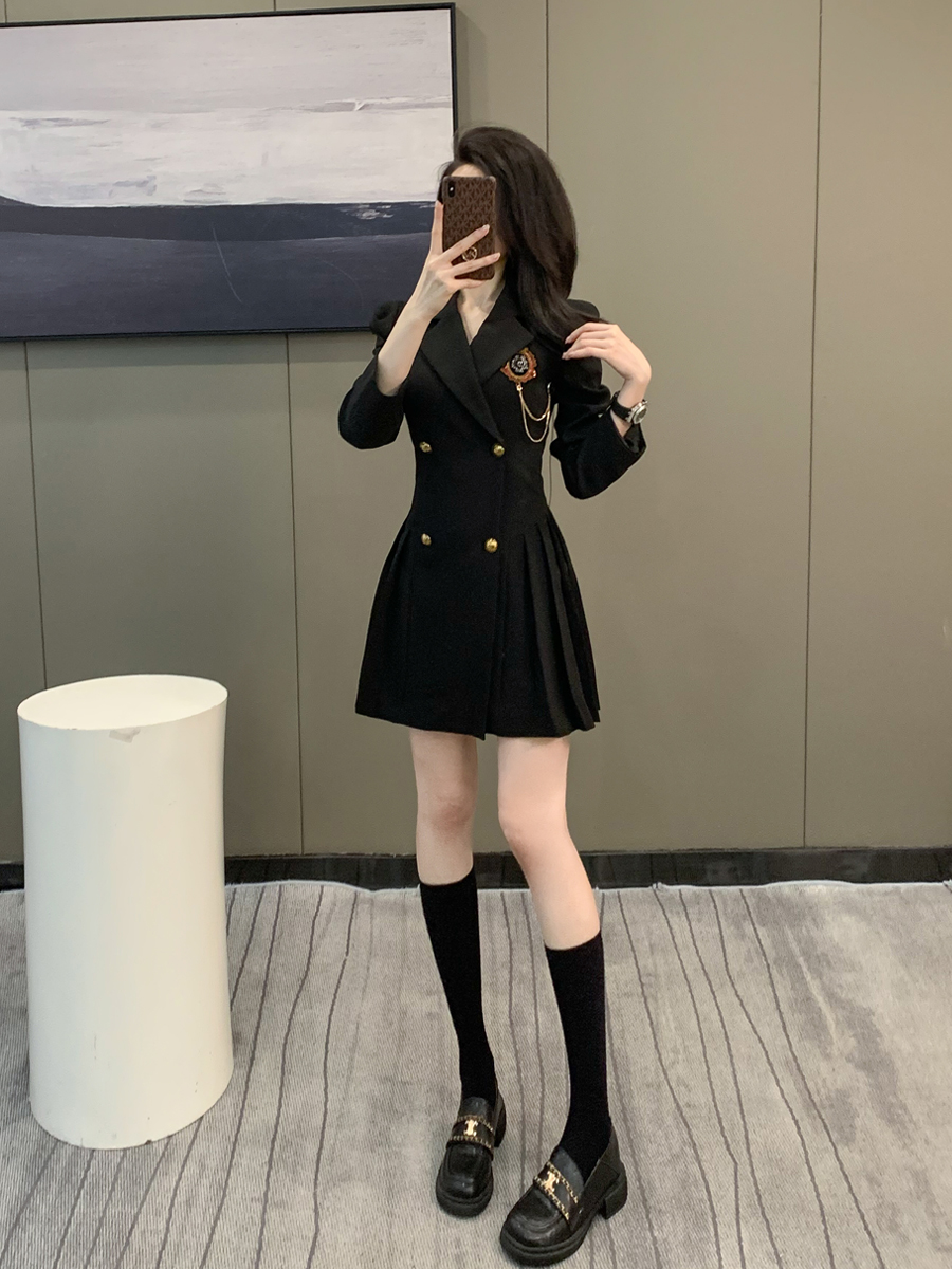 通勤西装裙聚酯纤维纯色纽扣