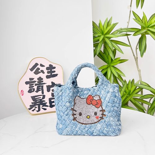 凯蒂猫镶钻菜篮包女牛仔编织手提包单肩斜挎2023夏季礼盒装送女友
