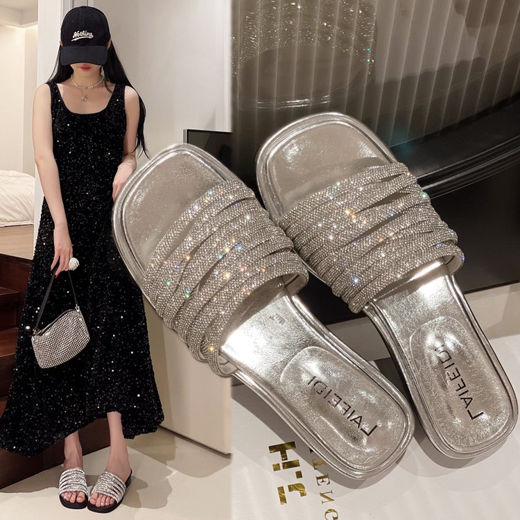 水钻粗跟凉拖鞋法式仙女风