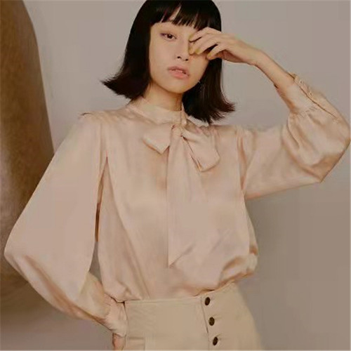 Lily服装价格 Lily服装图片 星期三