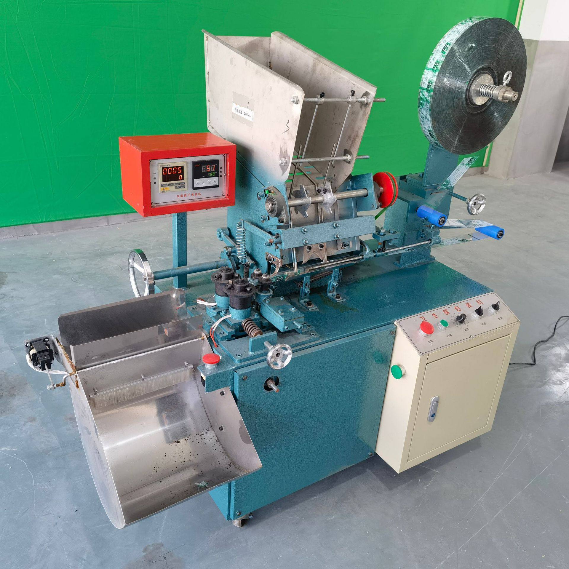 竹筷子包装机一次性筷子包装机 薄膜筷子包装机电加热包装机