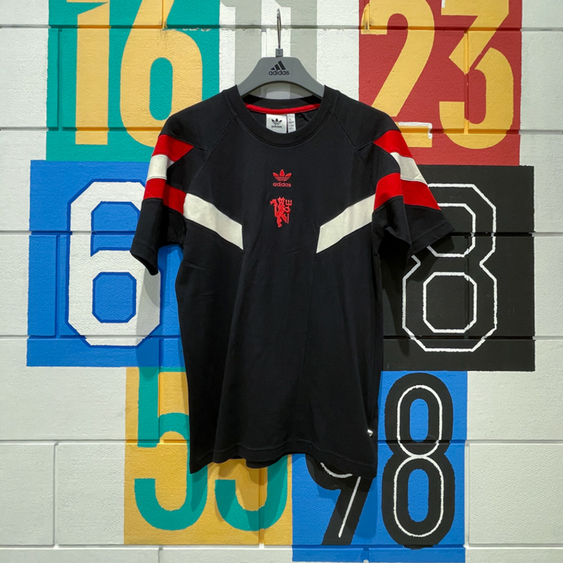 ADIDAS阿迪达斯男装2024秋款曼联足球文化运动休闲短袖T恤 IS6519