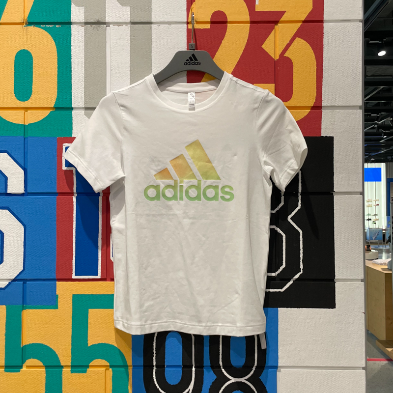 阿迪达斯女装印花LOGO短袖T恤