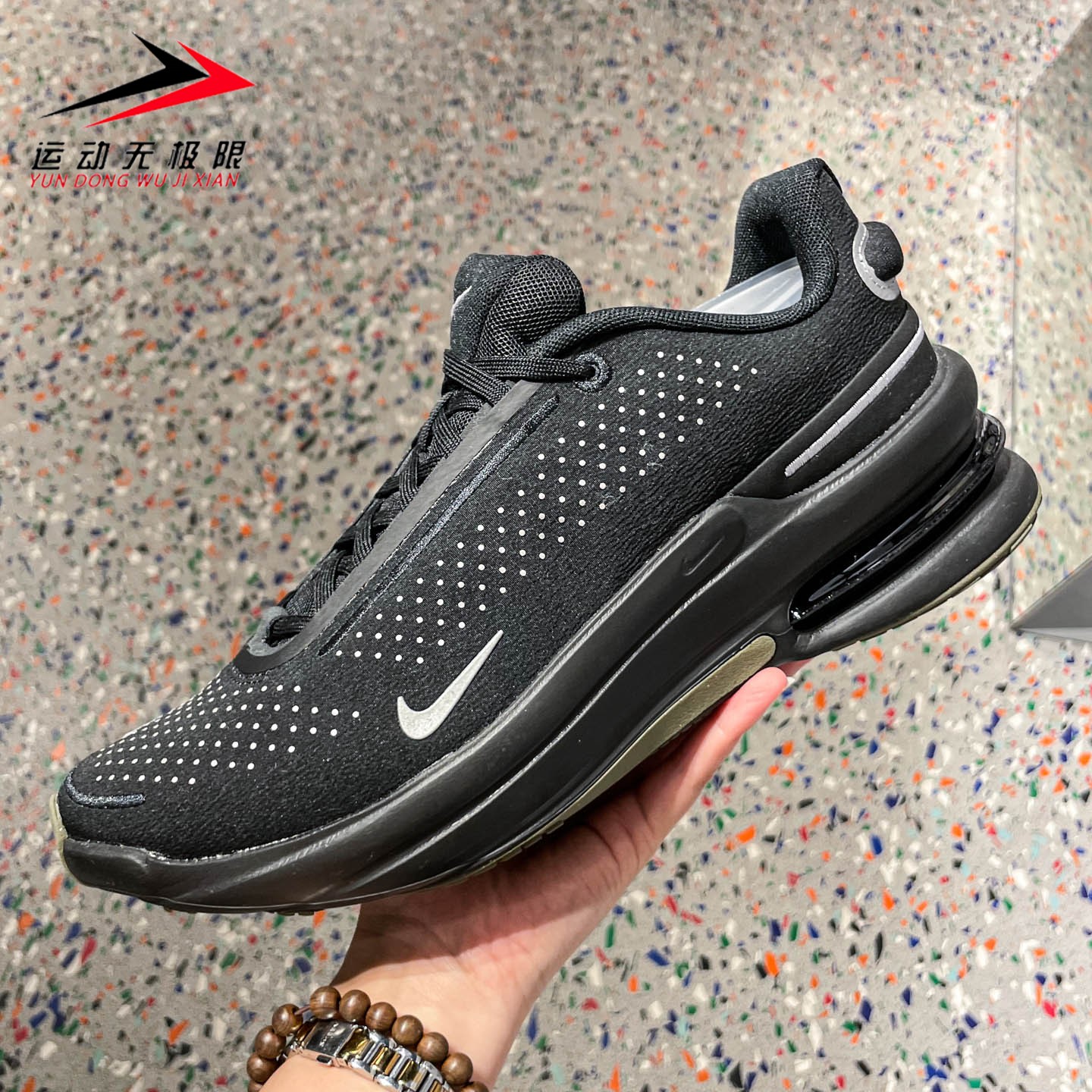 正品耐克男鞋运动休闲气垫跑步鞋