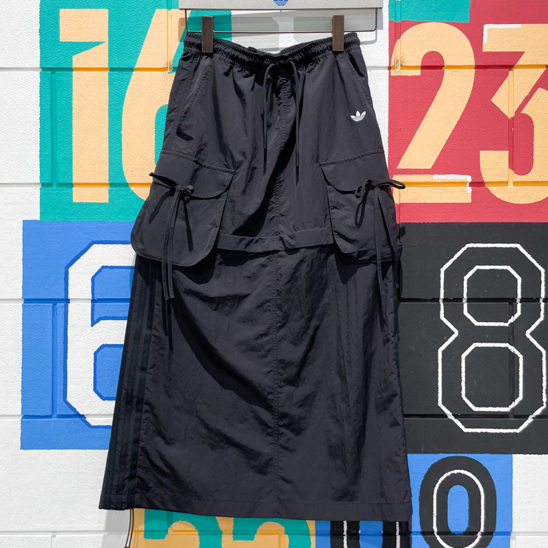 ADIDAS阿迪达斯三叶草女子2025夏新款宽松工装风运动半身裙KB8962
