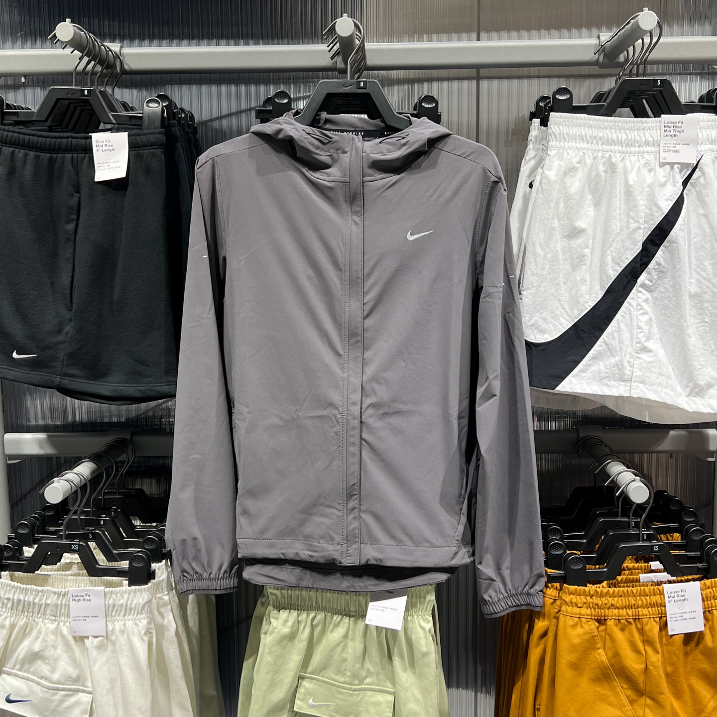 Nike耐克女装2025秋款防风衣连帽跑步运动休闲夹克外套HQ0651-036